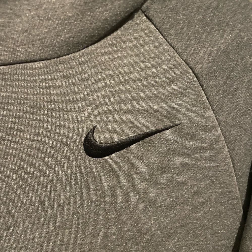 Nike womens hoodie - Picture 2 of 3